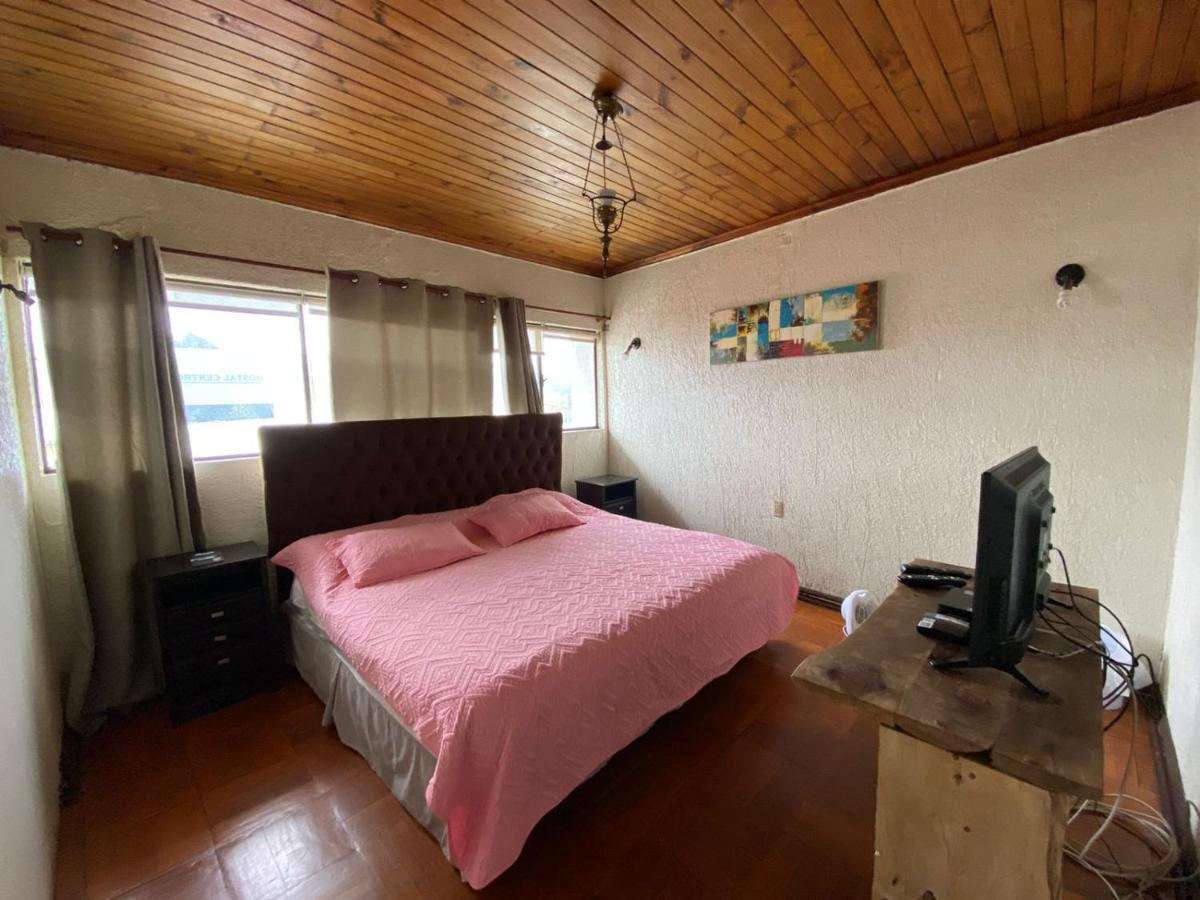Hostel Cartel 405 Angol Exterior photo